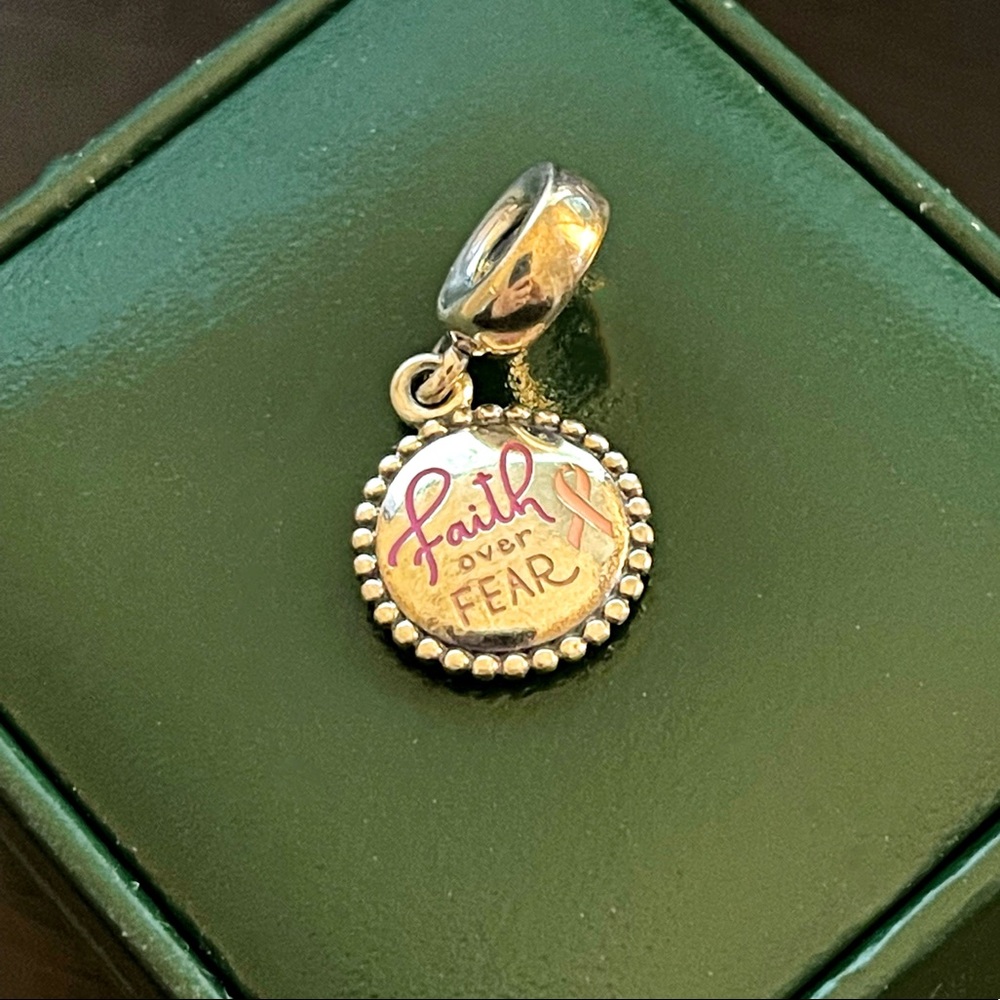 Pandora ‘Faith over Fear” Dangle Charm New!!